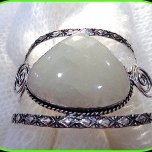natural moonstone heart huge gemstone ladies hand crafted silver cuff bracelet
